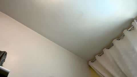 yannisv online show from 04.27.26