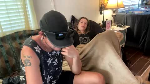 Snapshot of yanyanpixie chatting on 10.09.25 yanyanpixie online show from 10.09.25