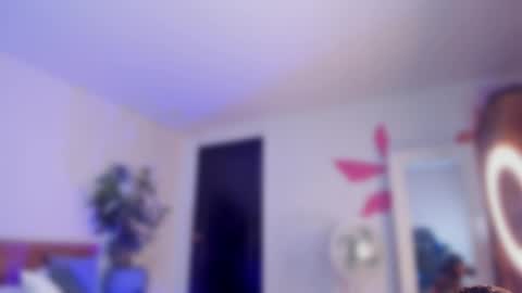 Snapshot of yarirose chatting on 05.29.26 Yary online show from 05.29.26