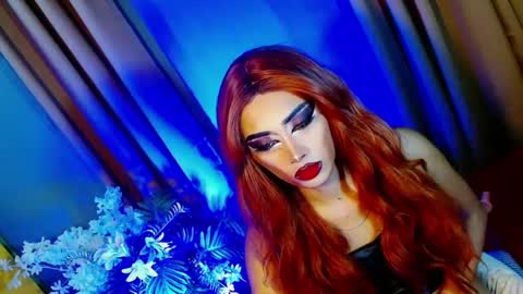 miss yasii online show from 12.14.24