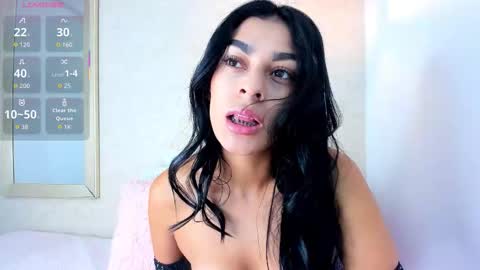 Snapshot of yasiir_0229 chatting on 10.23.25 Yasiir online show from 10.23.25