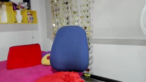 Yasemin online show from 02.01.25