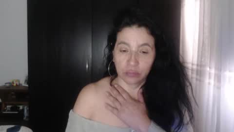 yasmin_love85 online show from 12.11.24