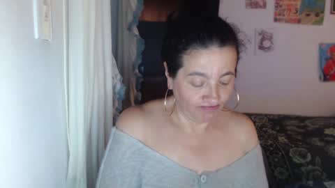yasmin_love85 online show from 03.03.25