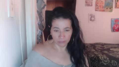 yasmin_love85 online show from 03.10.25