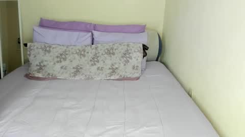 Yasmina online show from 12.17.24