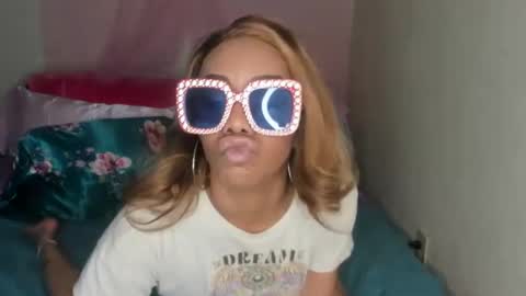 Yasmina online show from 01.17.25