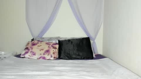 Yasmina online show from 09.19.25