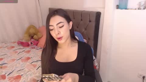 Yasmin online show from 03.08.25