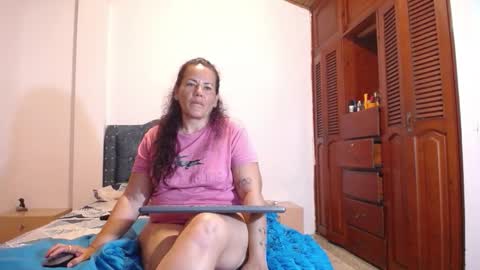 Snapshot of yazmin_mature chatting on 09.29.25 Jasmin online show from 09.29.25