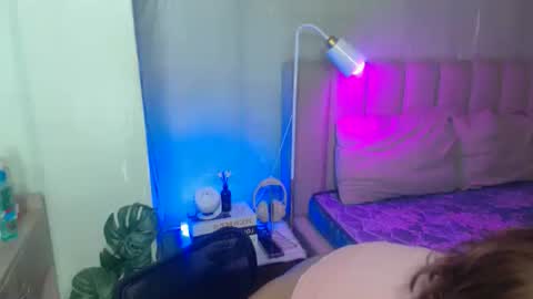 Yazzi online show from 11.09.25