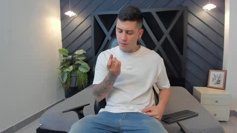 YEIKO ROMERO online show from 01.12.25