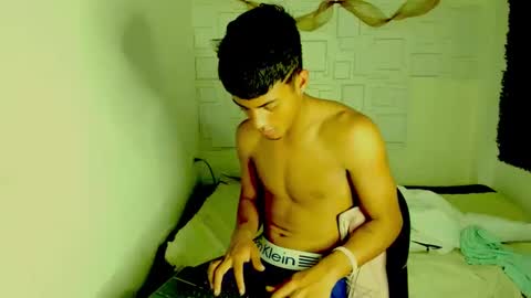 yeison_77 online show from 12.10.24