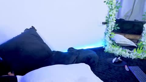 Yeli Amber online show from 02.03.26