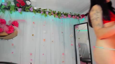 YELINA online show from 12.19.25