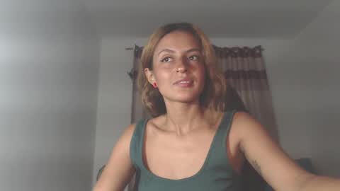 Snapshot of yemaya_28 chatting on 05.09.26 Yemaya 28 online show from 05.09.26