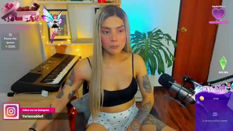 Snapshot of yeriawaddell_ chatting on 12.28.24 yeriawaddell online show from 12.28.24