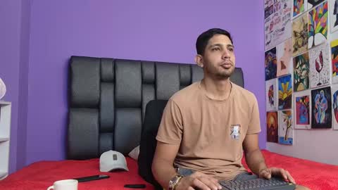 Snapshot of yerk_drom chatting on 09.28.25 yerk_drom online show from 09.28.25