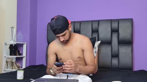 Snapshot of yerk_drom chatting on 10.06.25 yerk_drom online show from 10.06.25