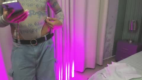 Snapshot of yess__daddy chatting on 02.09.25 yess__daddy online show from 02.09.25