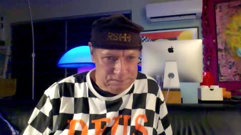 Snapshot of yessex247 chatting on 12.27.24 yessex247 online show from 12.27.24