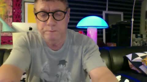 Snapshot of yessex247 chatting on 02.19.25 yessex247 online show from 02.19.25