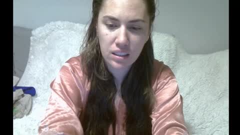 Snapshot of yesyoucanjustdoit chatting on 02.05.26 Kira online show from 02.05.26