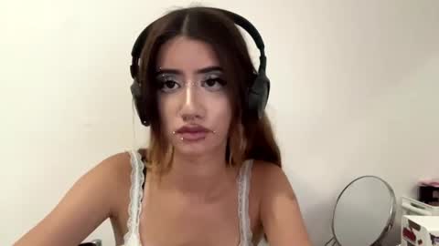 Julia 3 online show from 07.06.26