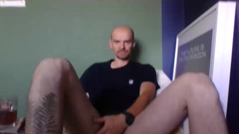 yewloo online show from 09.28.25