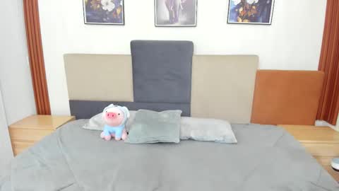 YEYE online show from 01.10.26