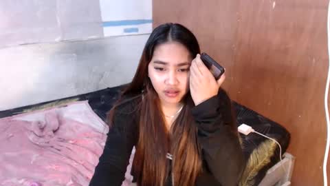 yhang_slut online show from 01.06.25