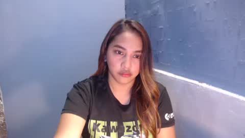 yhang_slut online show from 03.10.26