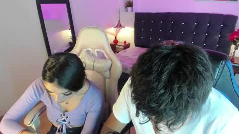 Yiing and yang online show from 10.11.25