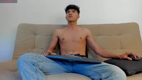 Snapshot of yizus_bonz chatting on 07.25.26 yizus_bonz online show from 07.25.26