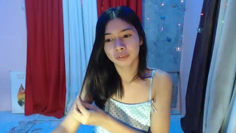 Snapshot of ymee_shane18 chatting on 12.12.24 ymee_shane18 online show from 12.12.24