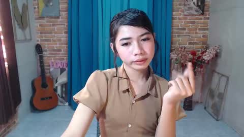 Snapshot of ymee_shane18 chatting on 01.15.25 ymee_shane18 online show from 01.15.25