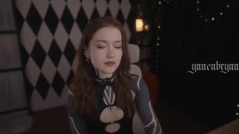 ynnenbrynn online show from 10.09.25