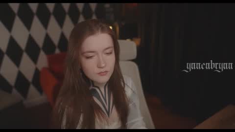 ynnenbrynn online show from 11.26.25