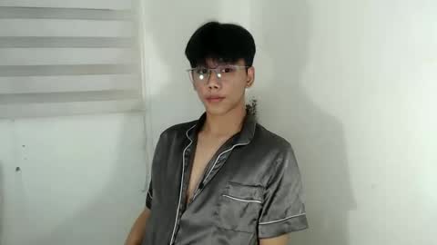 ynotyu online show from 09.09.25