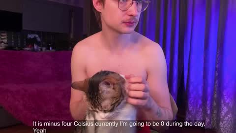 Snapshot of yoga_pizza_420 chatting on 02.17.25 Max online show from 02.17.25