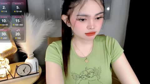 Hi i am Abby i am Filipina Aussie youve ever wanted to meet NOT INTO CHEAP GUY online show from 01.13.26