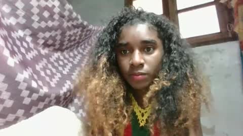 yolandrina05 online show from 09.14.25