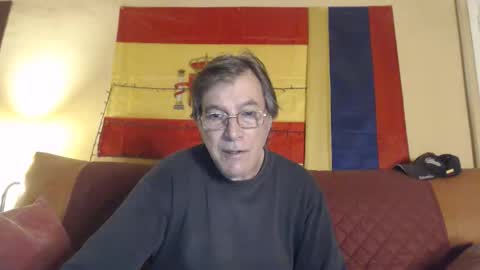 Snapshot of yosep44 chatting on 10.03.25 yosep online show from 10.03.25