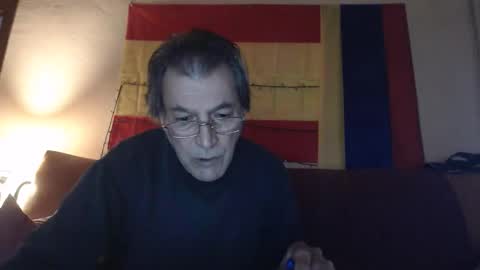 Snapshot of yosep44 chatting on 10.11.25 yosep online show from 10.11.25