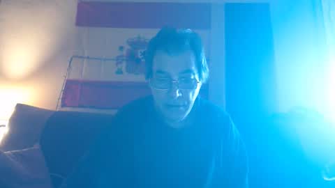 Snapshot of yosep44 chatting on 10.18.25 yosep online show from 10.18.25