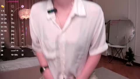 Elizabeth brunette -- Darline blonde  online show from 09.14.25