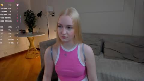 Elizabeth brunette -- Darline blonde  online show from 01.10.26