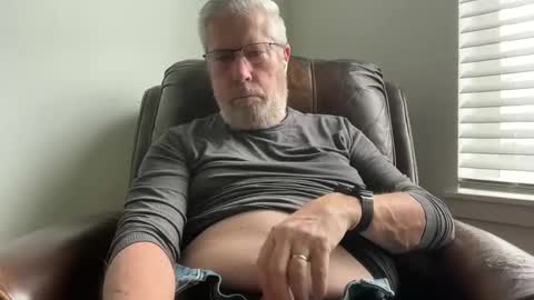 Colorado Guy Straight online show from 12.29.24