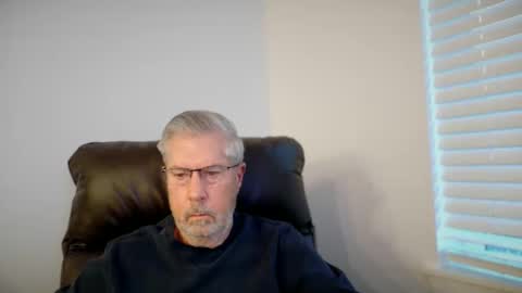 Snapshot of yougogirl_3 chatting on 05.16.26 Colorado Guy Straight online show from 05.16.26