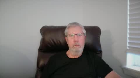 Snapshot of yougogirl_3 chatting on 05.29.26 Colorado Guy Straight online show from 05.29.26